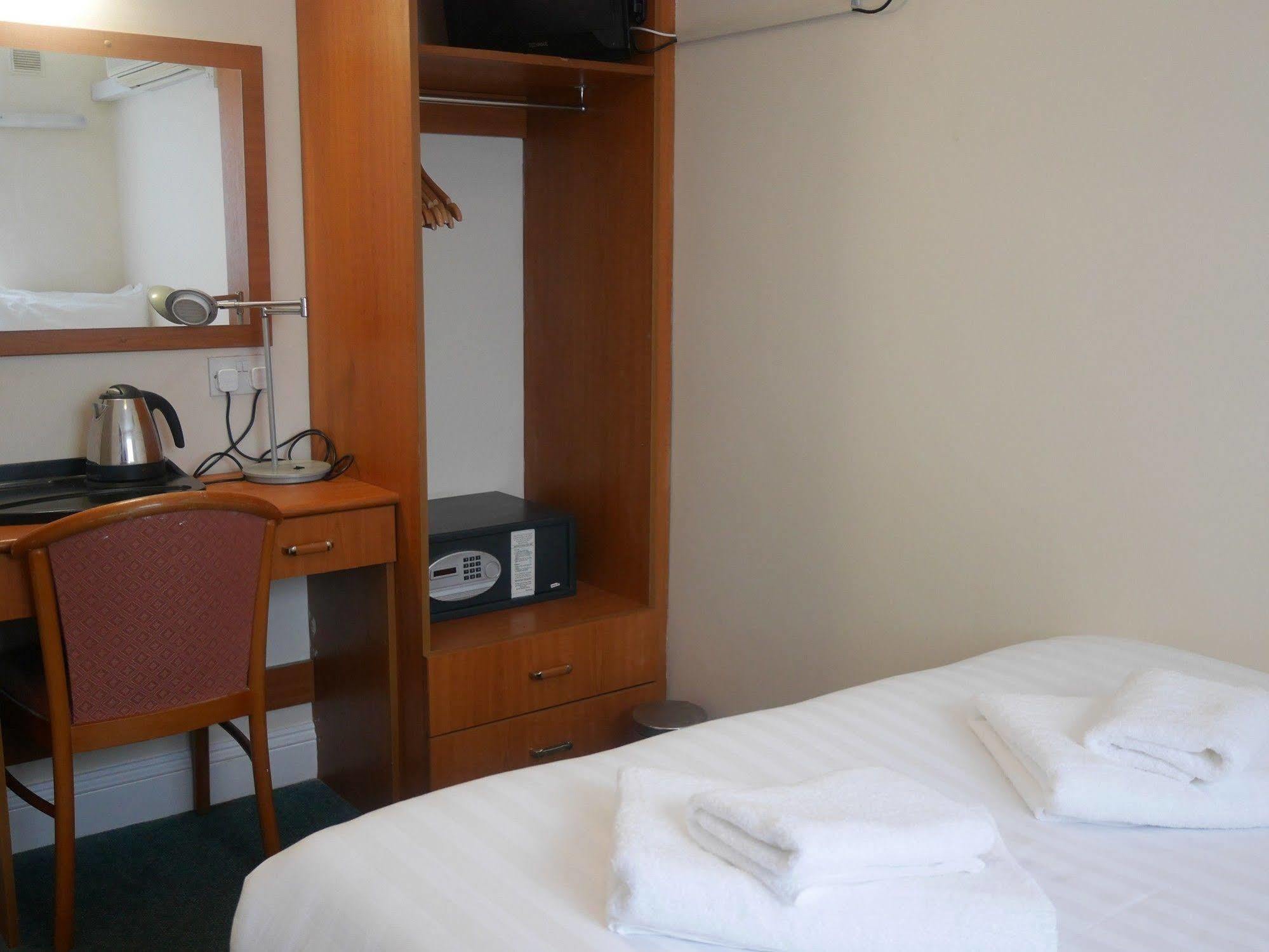 Hotel Sk Heathrow