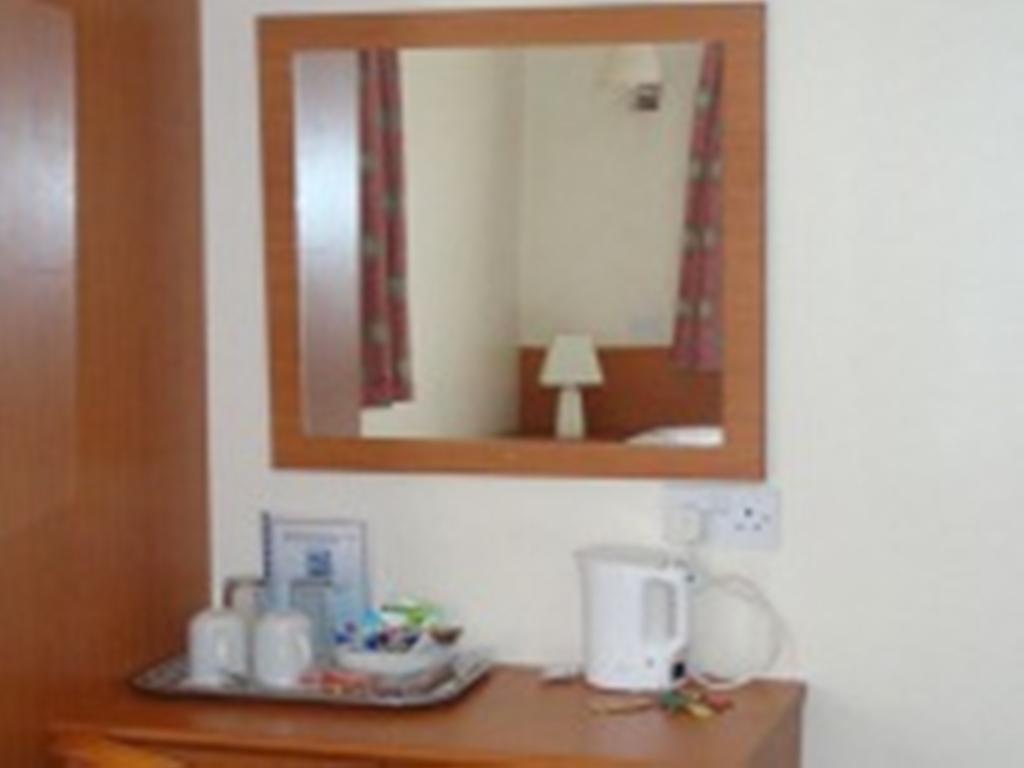Sk Heathrow Hotel