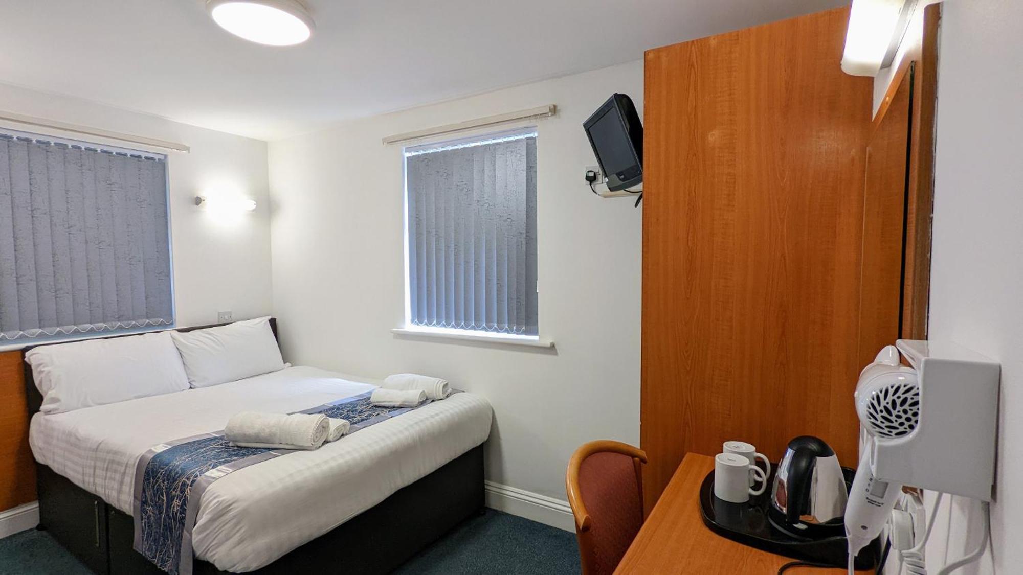 Sk Heathrow 3* Hayes (Greater London)